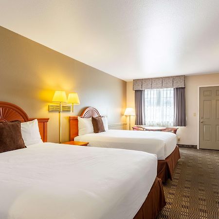 Americas Best Value Inn Бернс Экстерьер фото