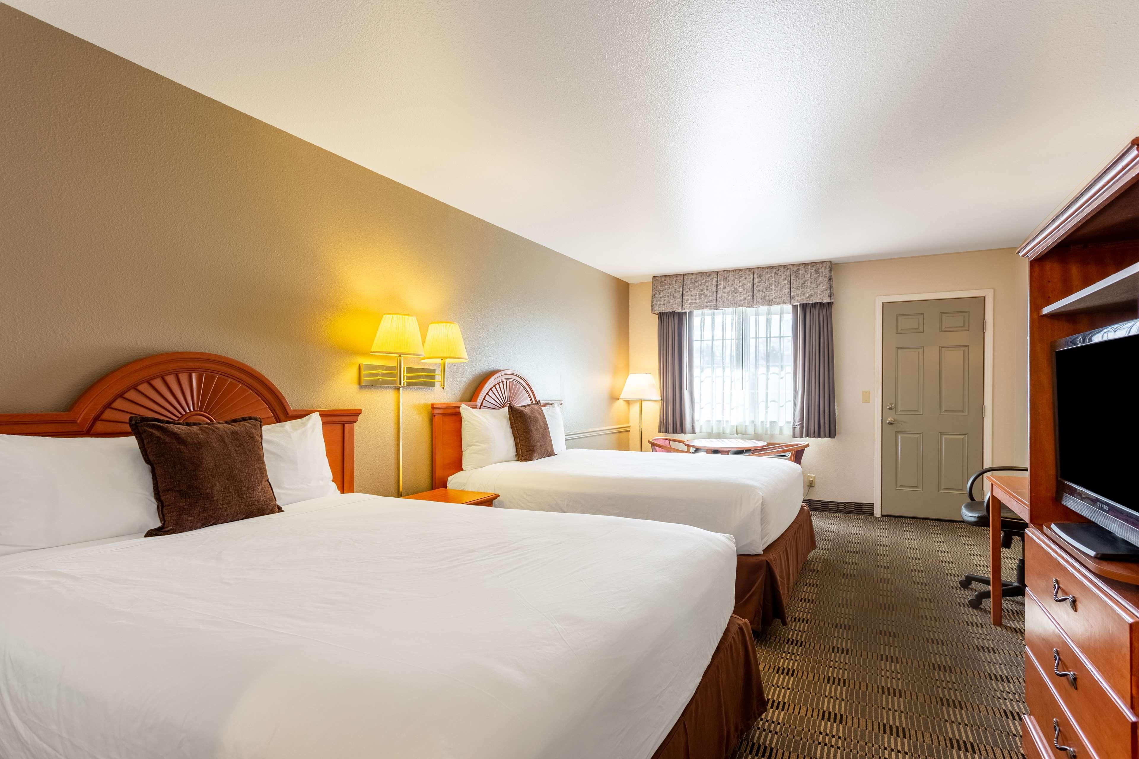 Americas Best Value Inn Бернс Экстерьер фото