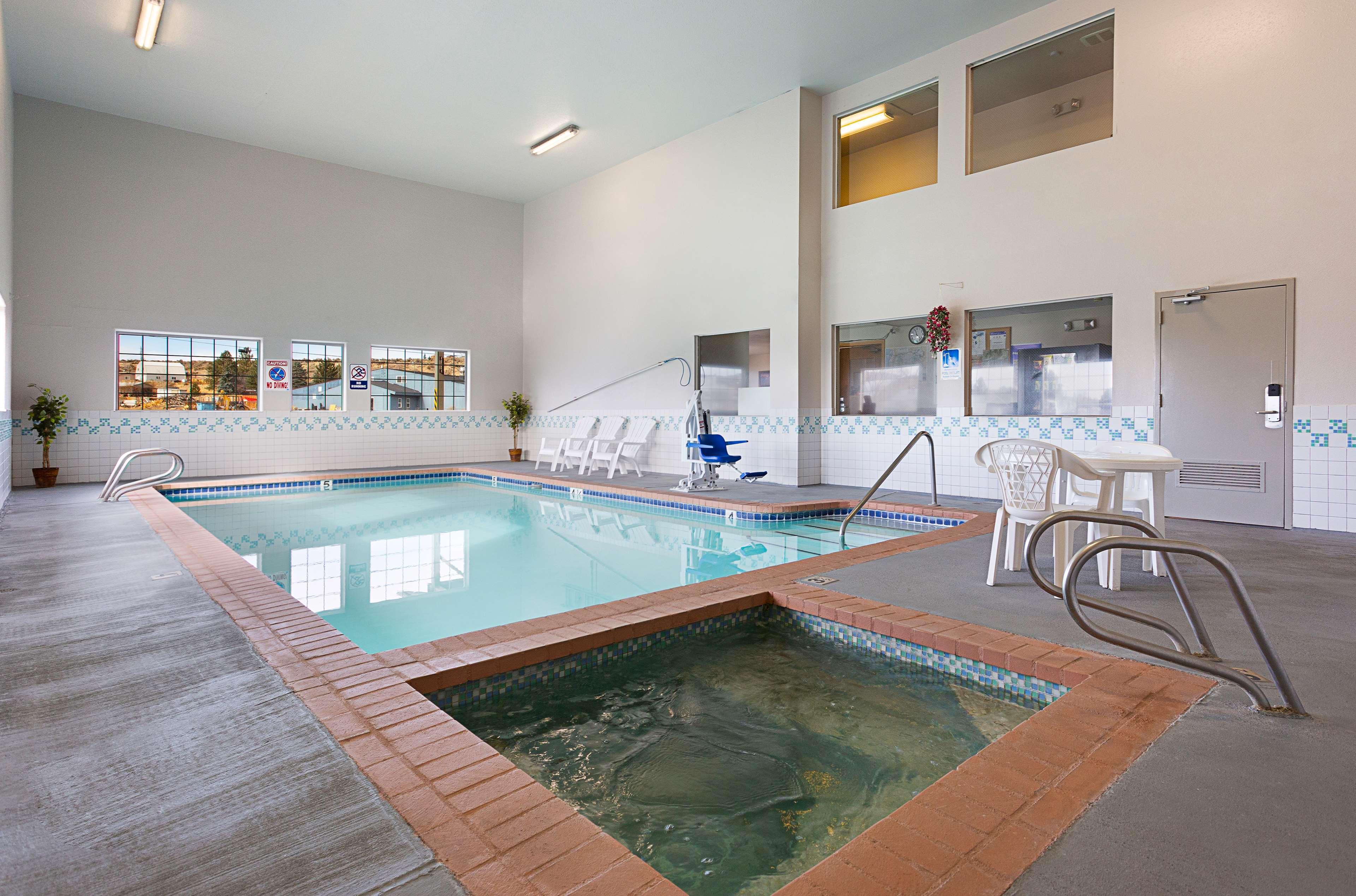 Americas Best Value Inn Бернс Экстерьер фото