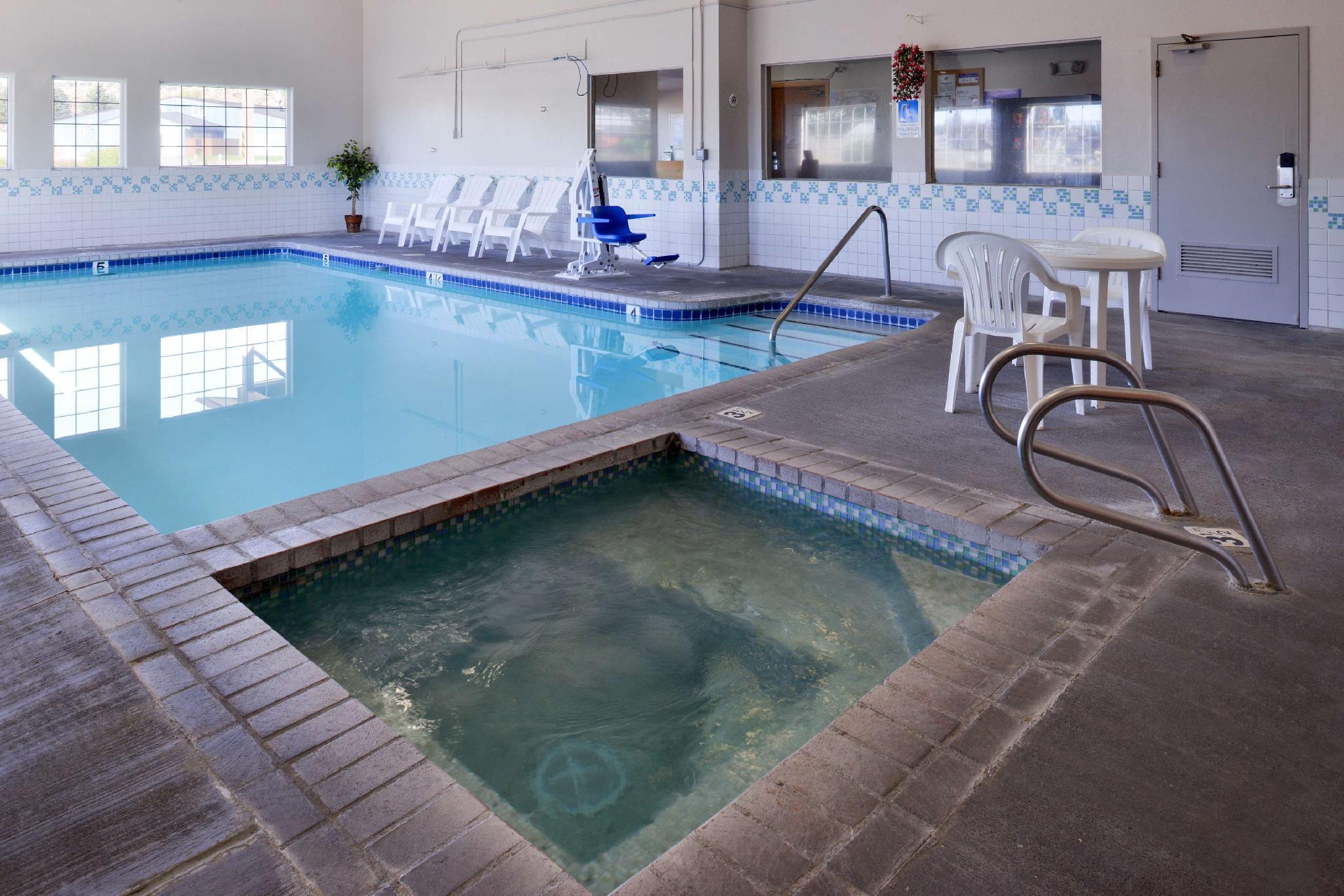 Americas Best Value Inn Бернс Экстерьер фото
