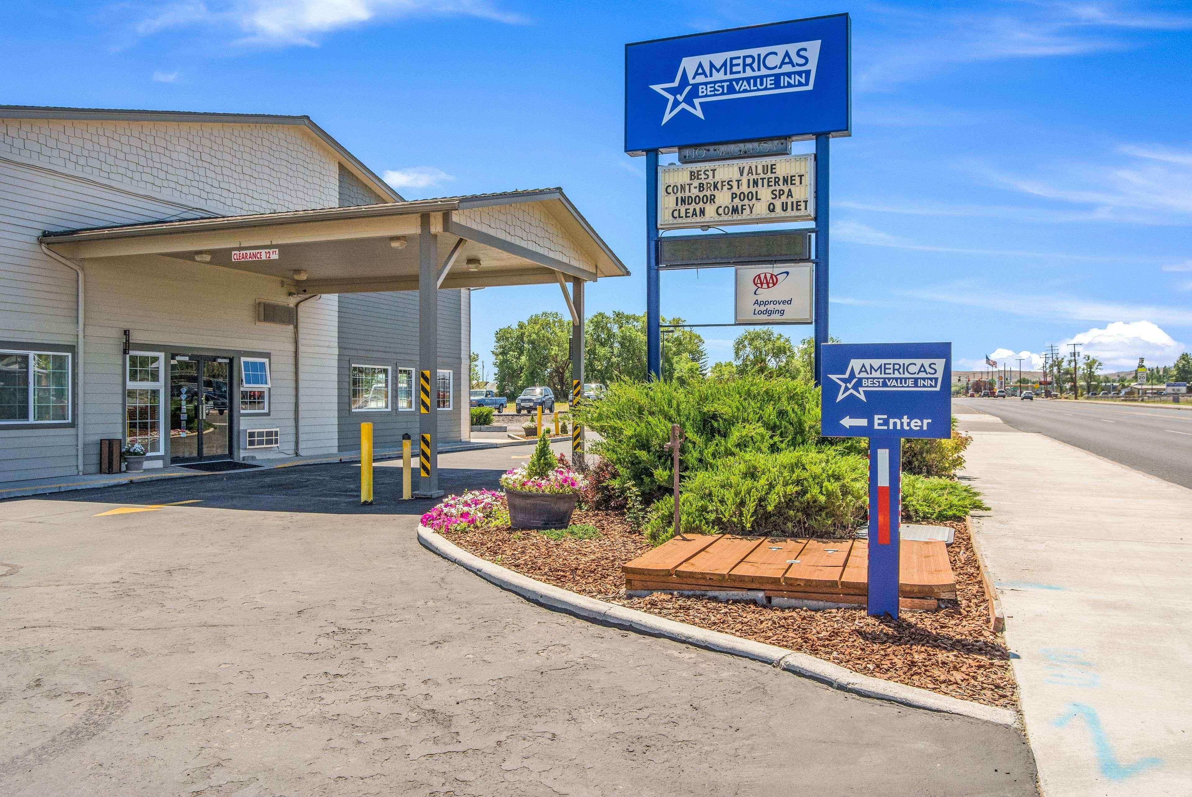Americas Best Value Inn Бернс Экстерьер фото